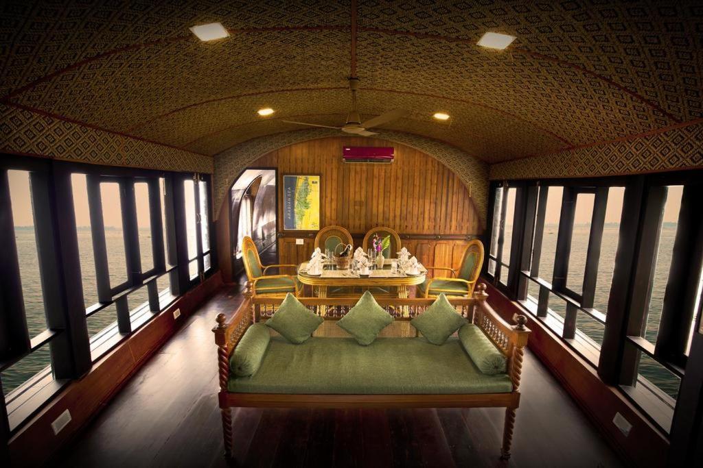 Vivaresidence Homestay Alappuzha Kültér fotó